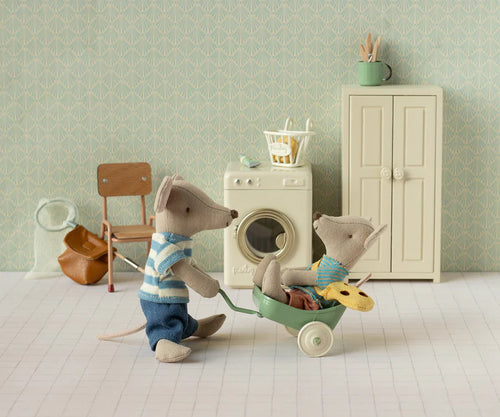 Little brother mouse with bag